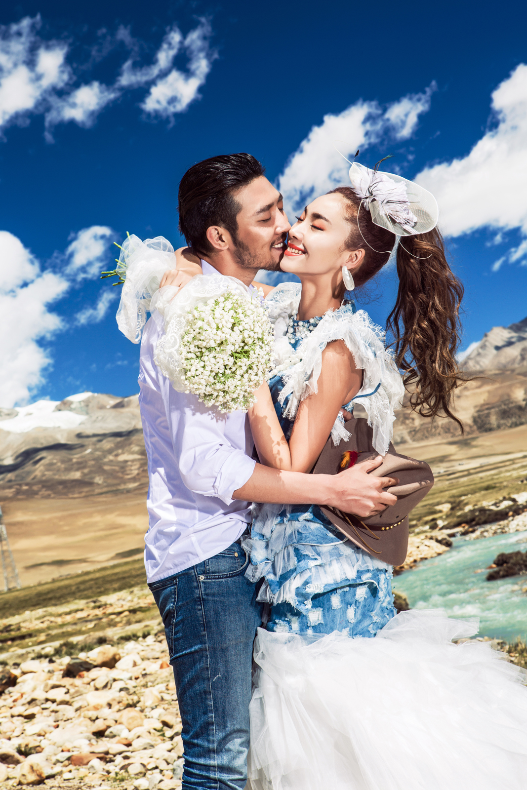 限时特价 | 沙漠+洋湖俩天旅拍婚纱照