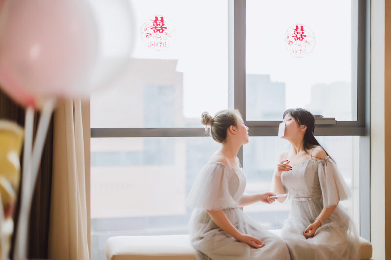 ??結(jié)婚當(dāng)天，我將酒店變成了麻將室??！