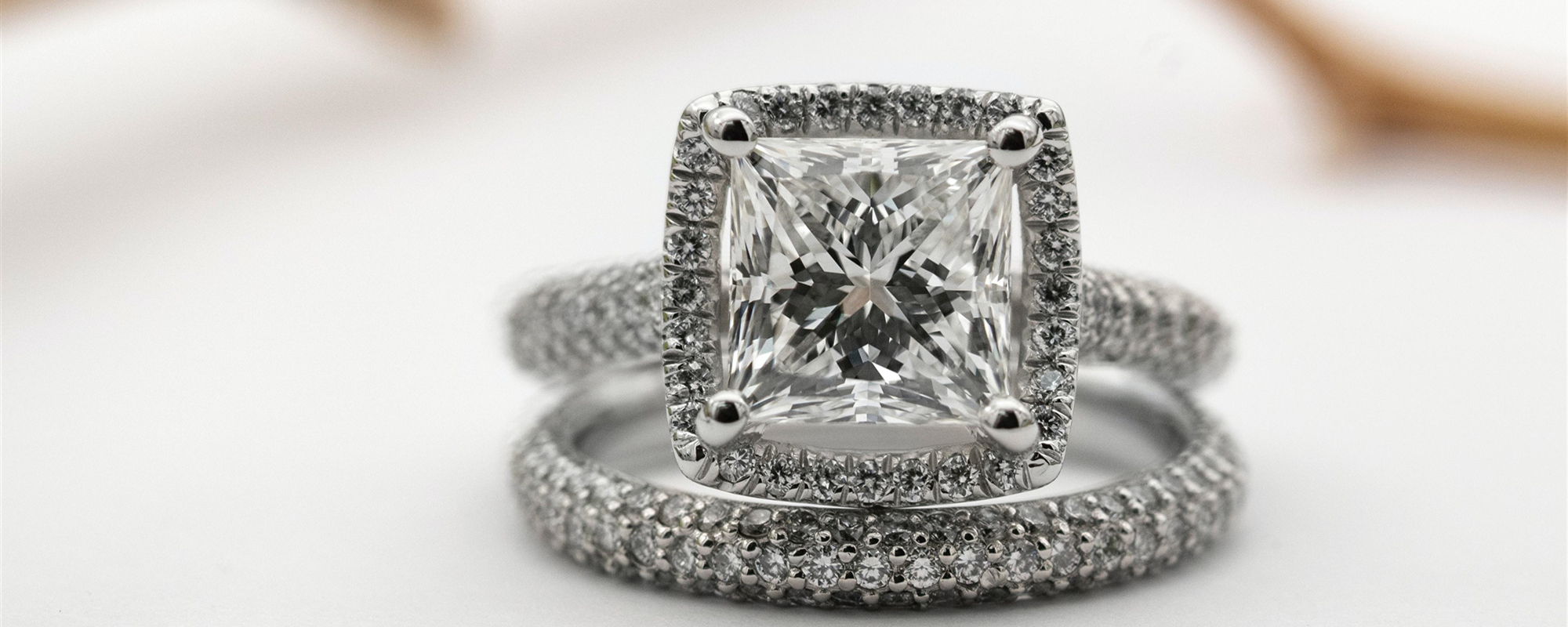 钻戒用什么清洗会亮