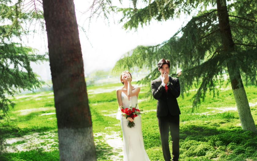 青岛拍婚纱照大概多少钱合适