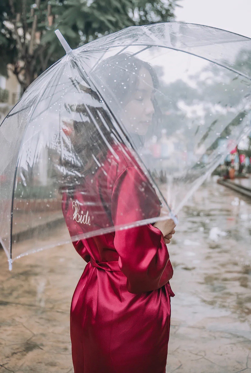 ?戶外婚禮遇見了下雨，不完美的完美婚禮。