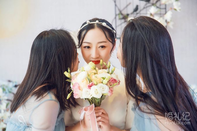 千元搞定三套婚服！超详细的婚服省钱攻略~