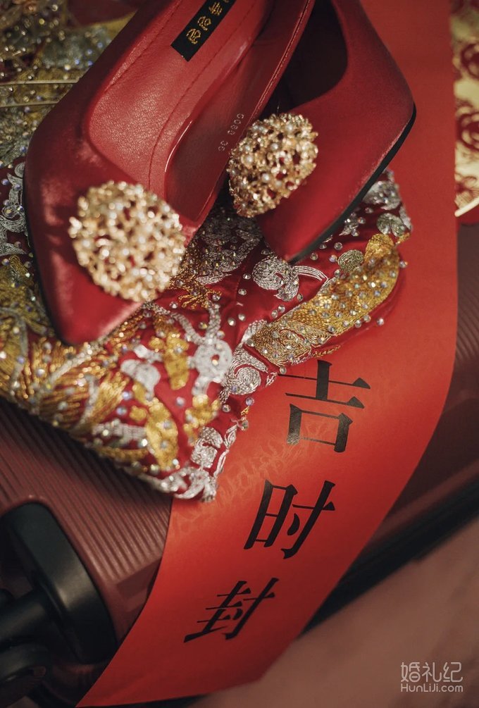 👀花60w办了婚礼，婚后发现赚了💰10w