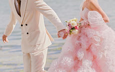 粉色婚纱的寓意是什么 结婚穿粉色婚纱代表什么