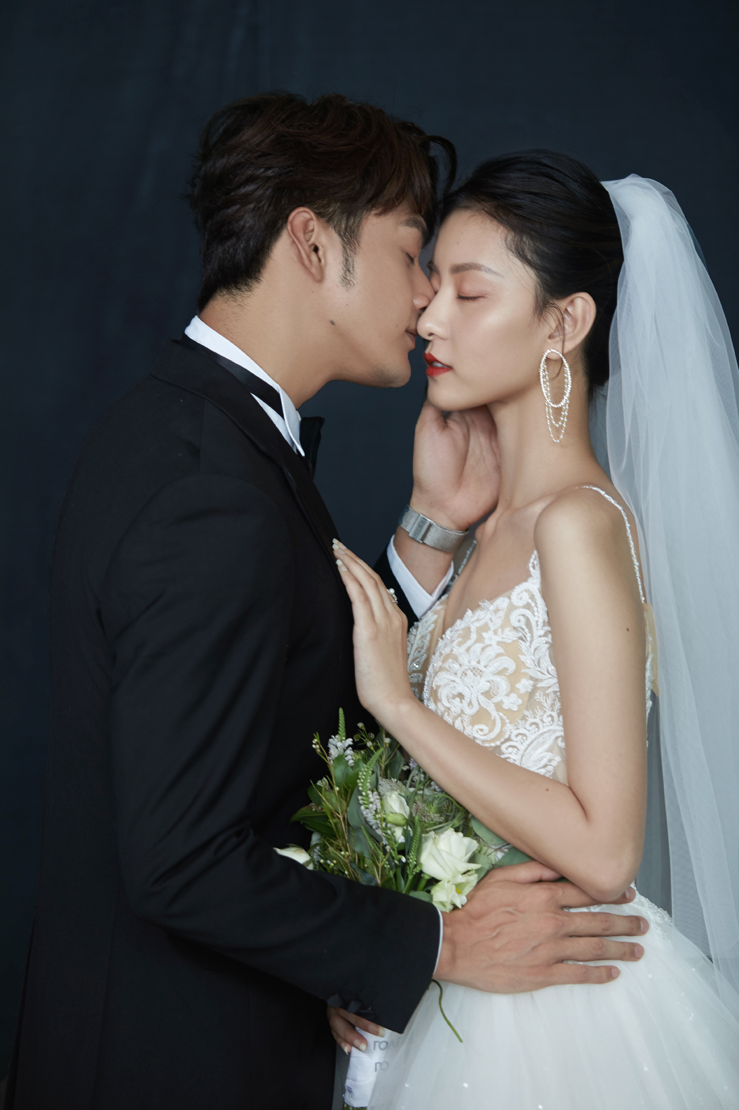 【限时特惠】8服8造+2本相册+10个放大