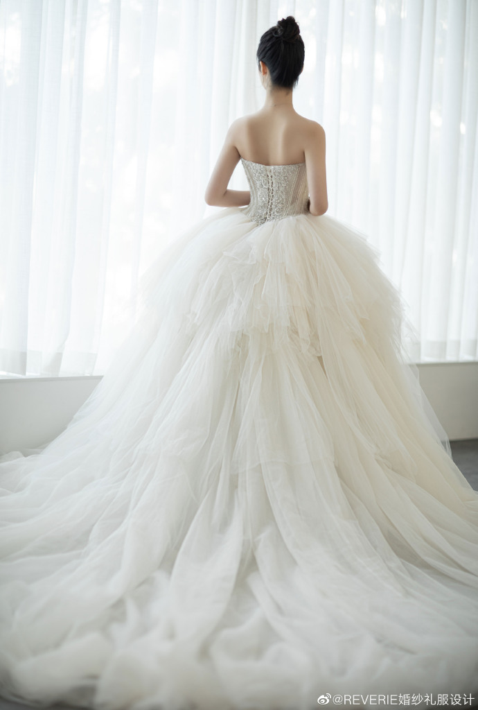 上海试纱分享👰千元就能圆了奢华婚纱梦