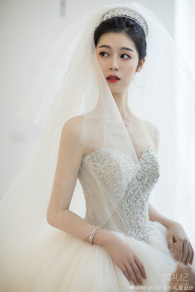 上海试纱分享👰千元就能圆了奢华婚纱梦