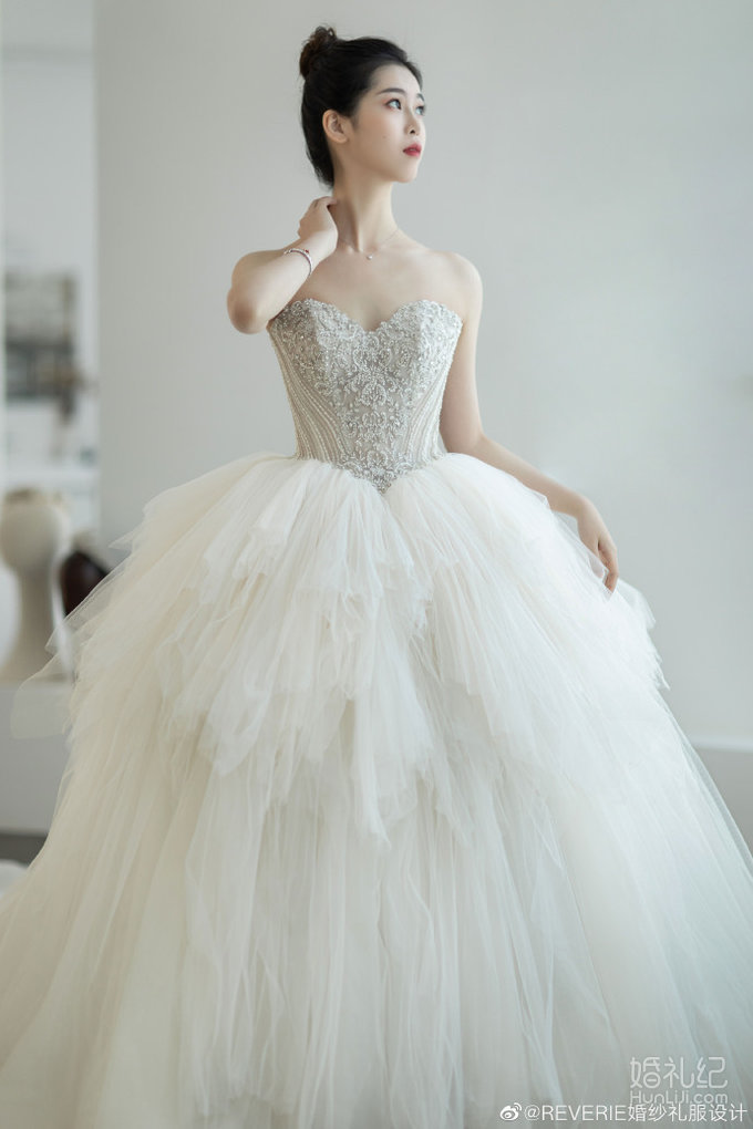 上海试纱分享👰千元就能圆了奢华婚纱梦