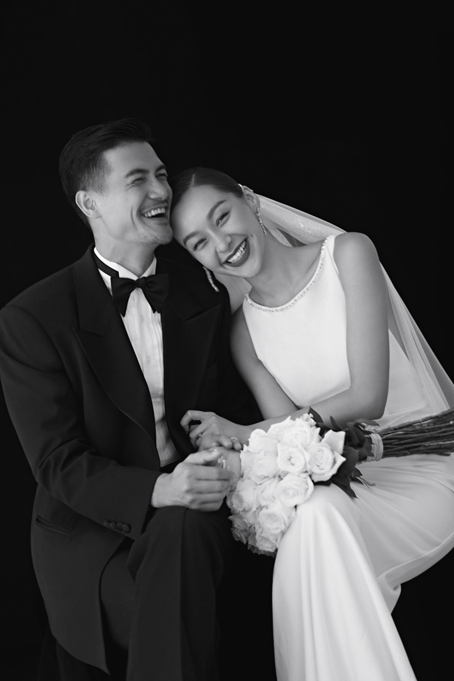 北岛视觉 / 黑白纪实室内婚纱照