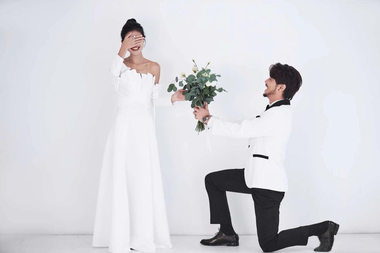 优惠婚纱照/婚纱摄影/婚纱照/拍照/摄影工作室