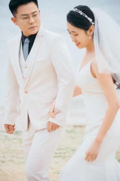 威海菲林印象摄影工作室-婚纱照套餐-全过程无隐形
