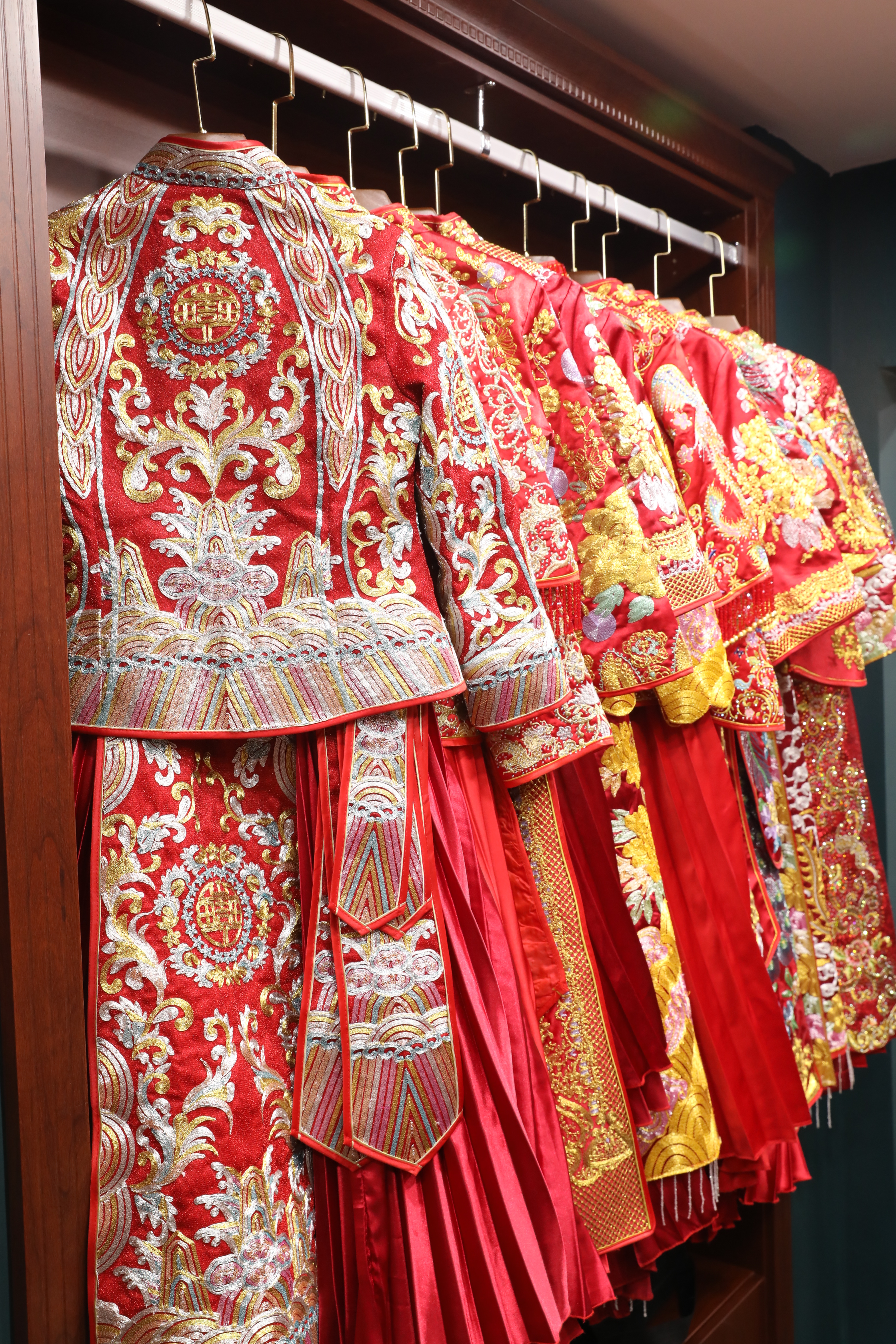 青岛韩风尚婚纱礼服馆