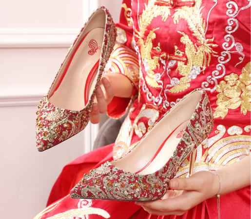 藏起来的婚鞋一定要红色吗