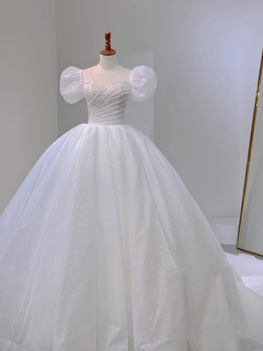 2021高端新娘婚纱礼服秀禾租赁两套