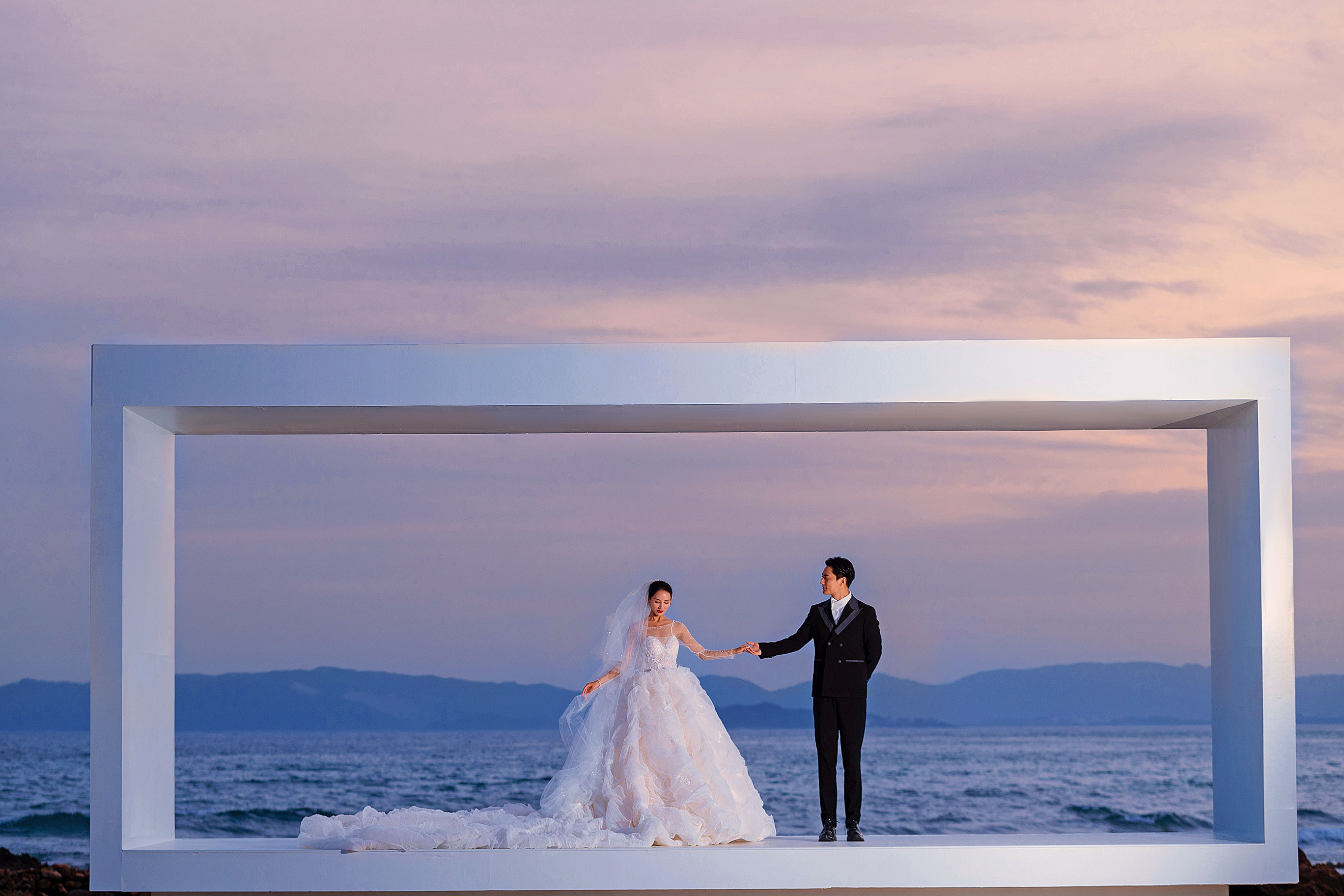 《美到惊艳!！夕阳婚纱照》