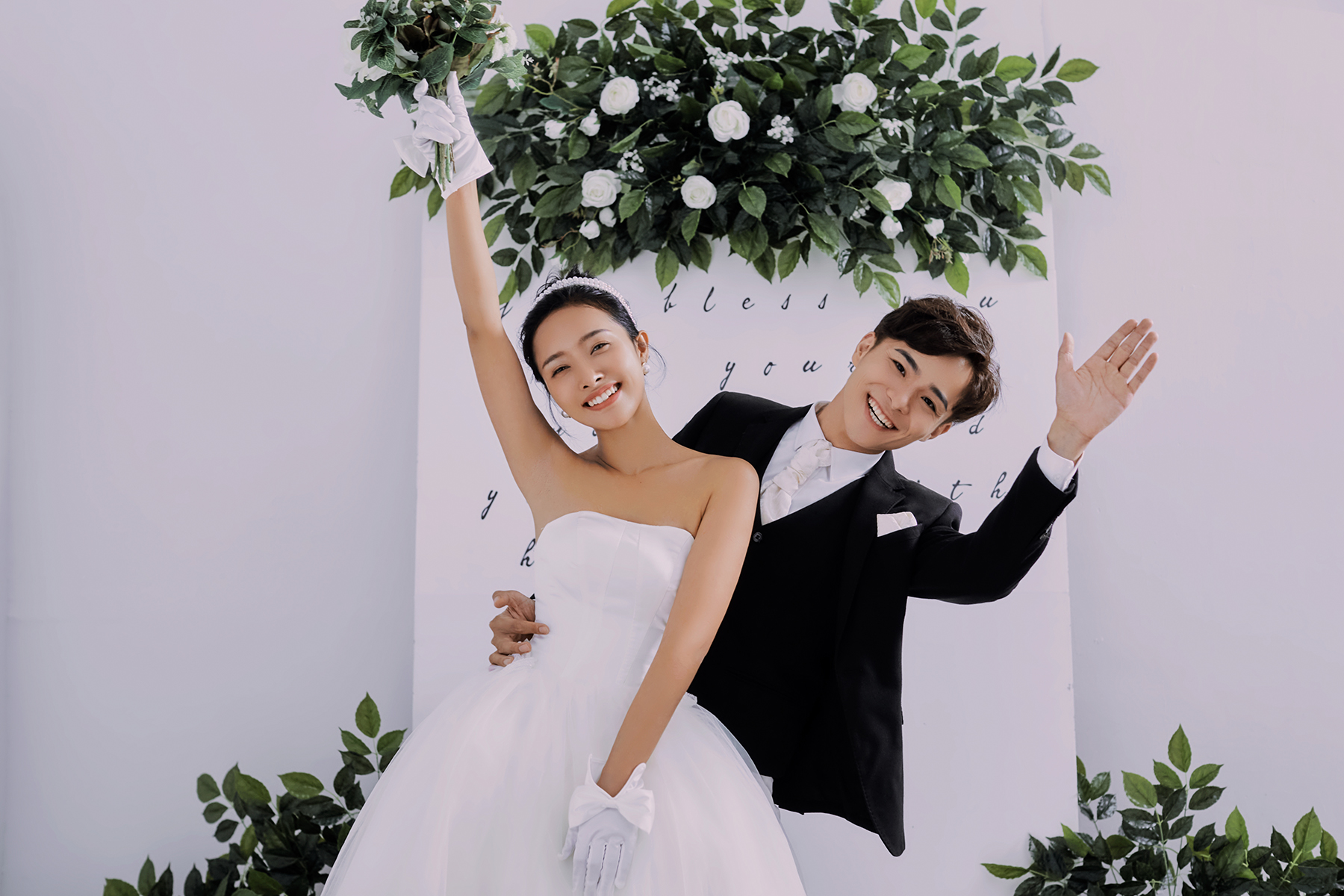 【限時(shí)秒殺特惠】化繁為簡(jiǎn)｜高級(jí)的簡(jiǎn)約韓式婚