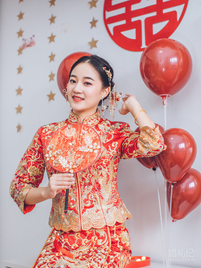 大家结婚都花（/赚）了多少钱呢～ 算一下我的整个婚礼费用呀：