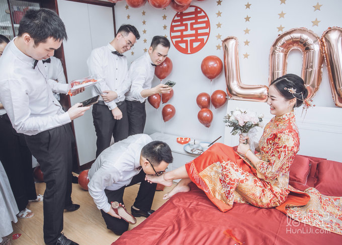 大家结婚都花（/赚）了多少钱呢～ 算一下我的整个婚礼费用呀：