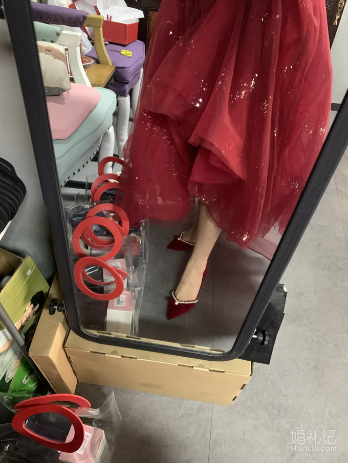 高跟又舒服的婚鞋 这双婚鞋，是我一眼看中下单就没后悔，收到货