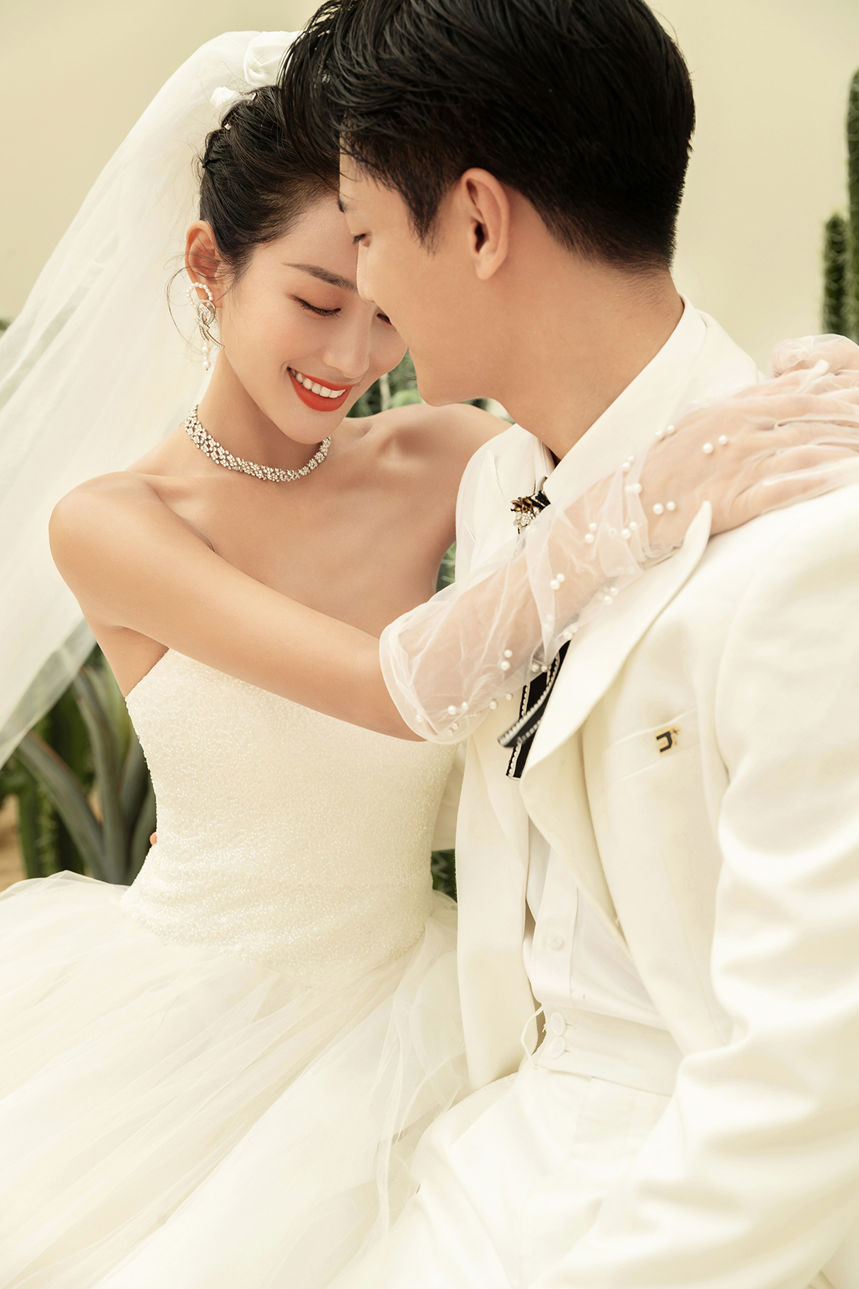 《霓虹甜心》-单色 背景婚纱照