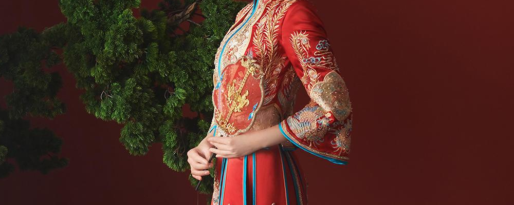 中式婚禮穿龍鳳褂還是秀禾