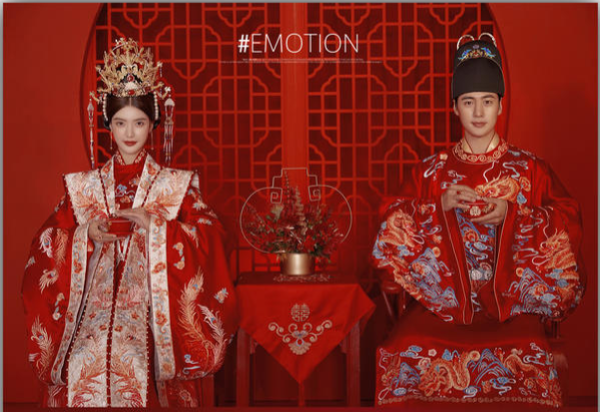 传统中式婚纱照怎么拍