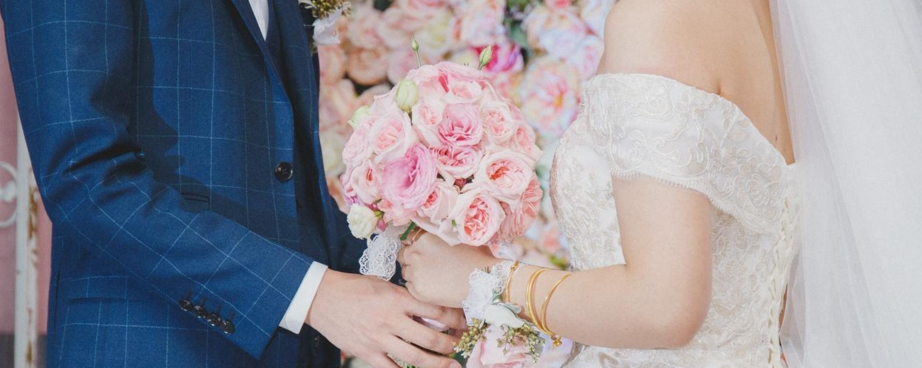 新娘的手捧花送人有什么意义