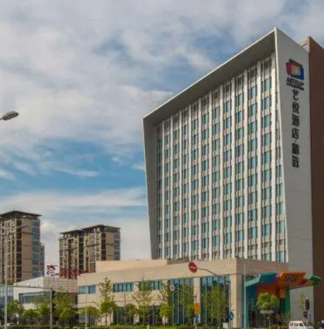 上海临港宝龙艺悦精选酒店