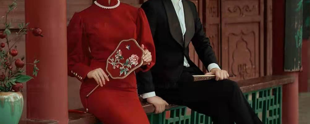 结婚敬酒穿什么衣服