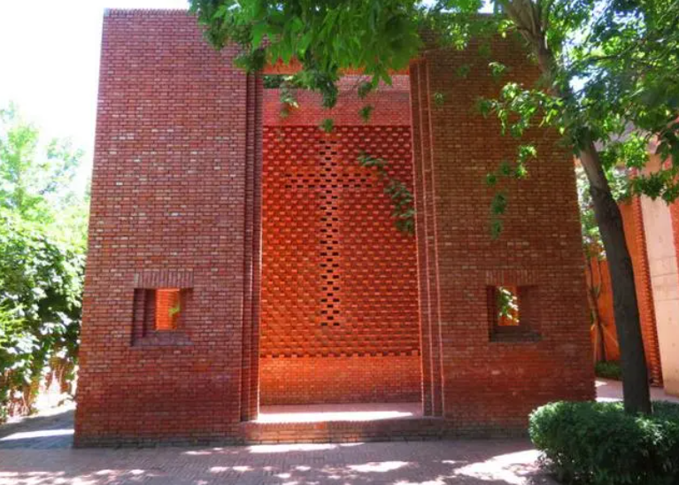 红砖美术馆红砖院子