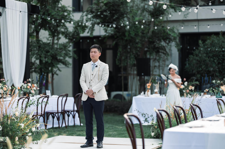图片来源：东湖花园里户外婚礼中心