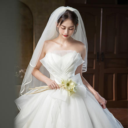 婚紗2023新款新娘主紗法式在逃公主抹胸簡約緞面小個子出門紗