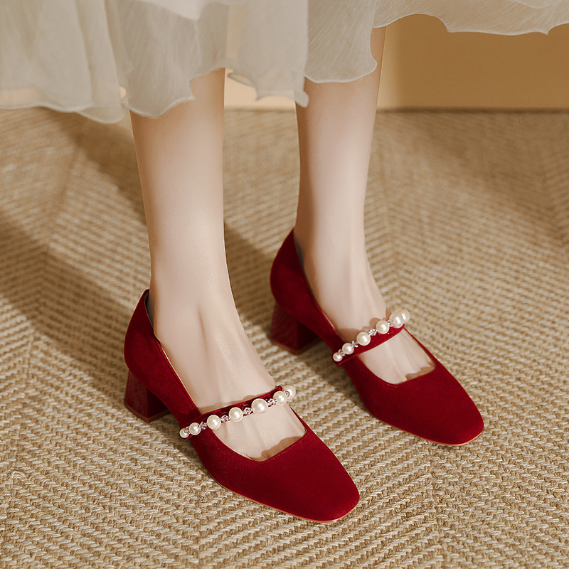 紅色高跟鞋女結婚鞋子新娘中式秀禾服婚鞋方頭粗跟絨面單鞋不累腳