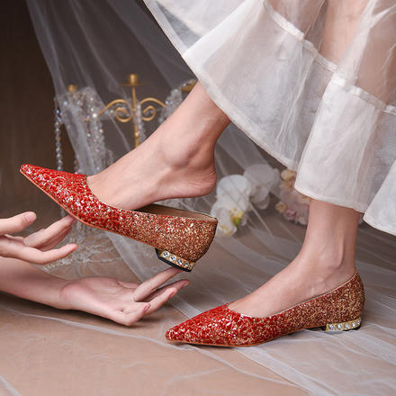 秀禾服鞋子红色平底婚鞋女2023年新款中式新娘鞋大码不累脚伴娘鞋