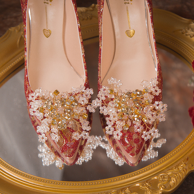 中式秀禾服婚鞋新娘鞋女紅色訂婚高跟鞋新款小眾水晶敬酒服鞋
