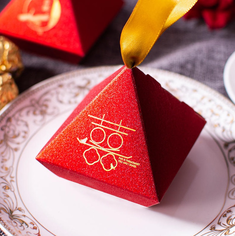 新款创意结婚喜糖盒中式中国风手提三角喜糖盒子小号