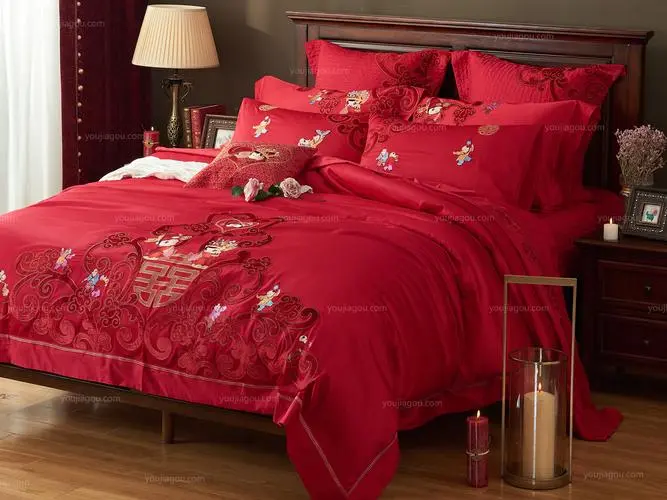 鋪床紅包一般給多少 結婚鋪床包幾個紅包