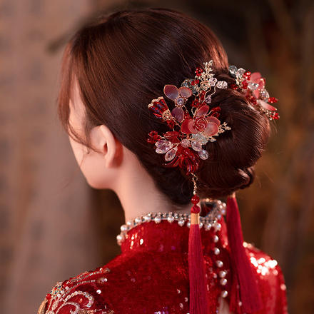 新款中式风格敬酒服新娘耳挂式发饰红色水晶花朵流苏头饰可搭礼服旗袍