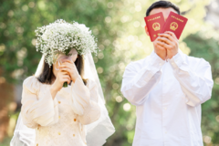 拍结婚证照片穿什么 6种结婚登记照穿搭技巧