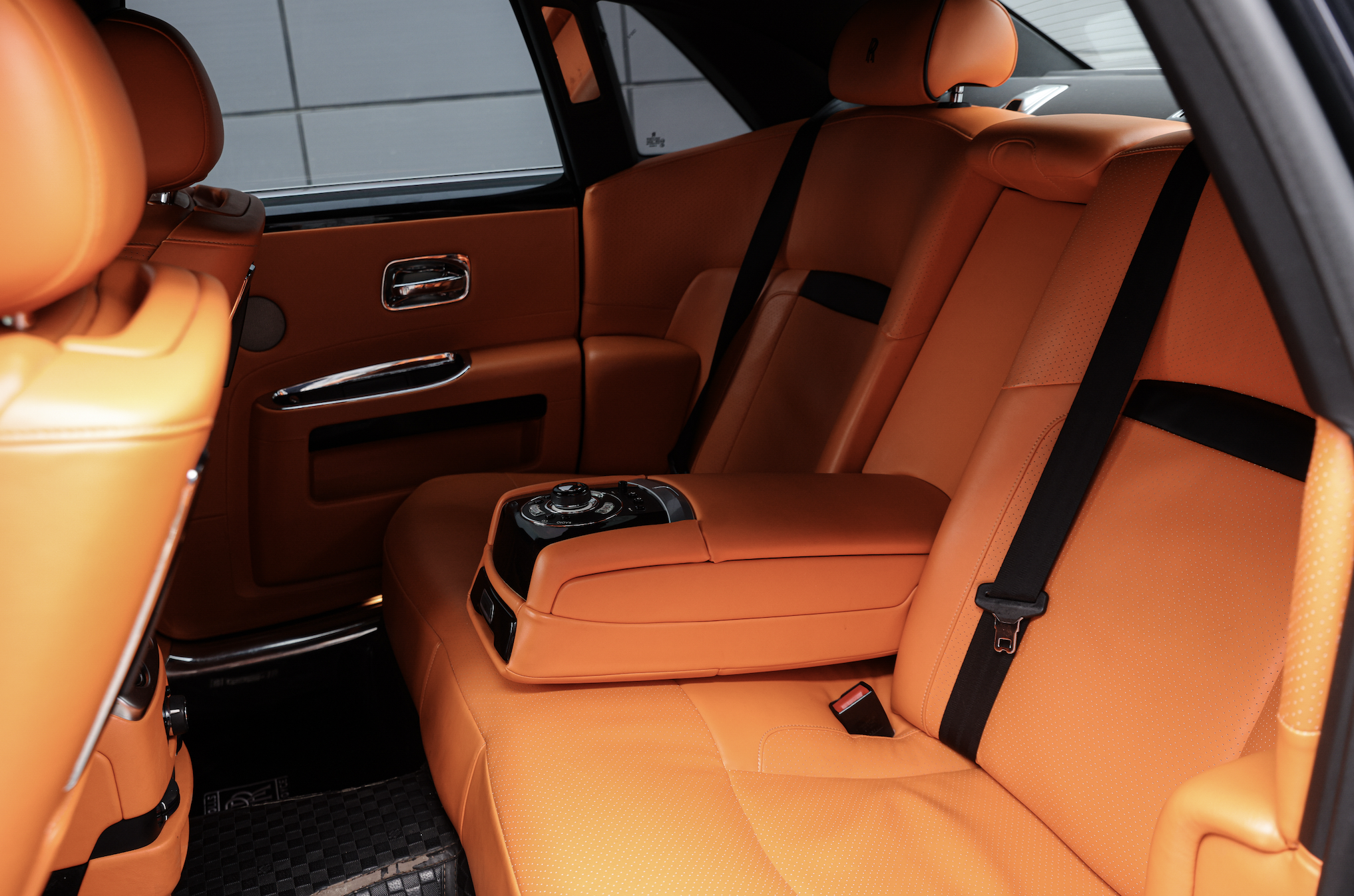 【勞斯萊斯】幻影 + 【勞斯萊斯】古斯特*5輛