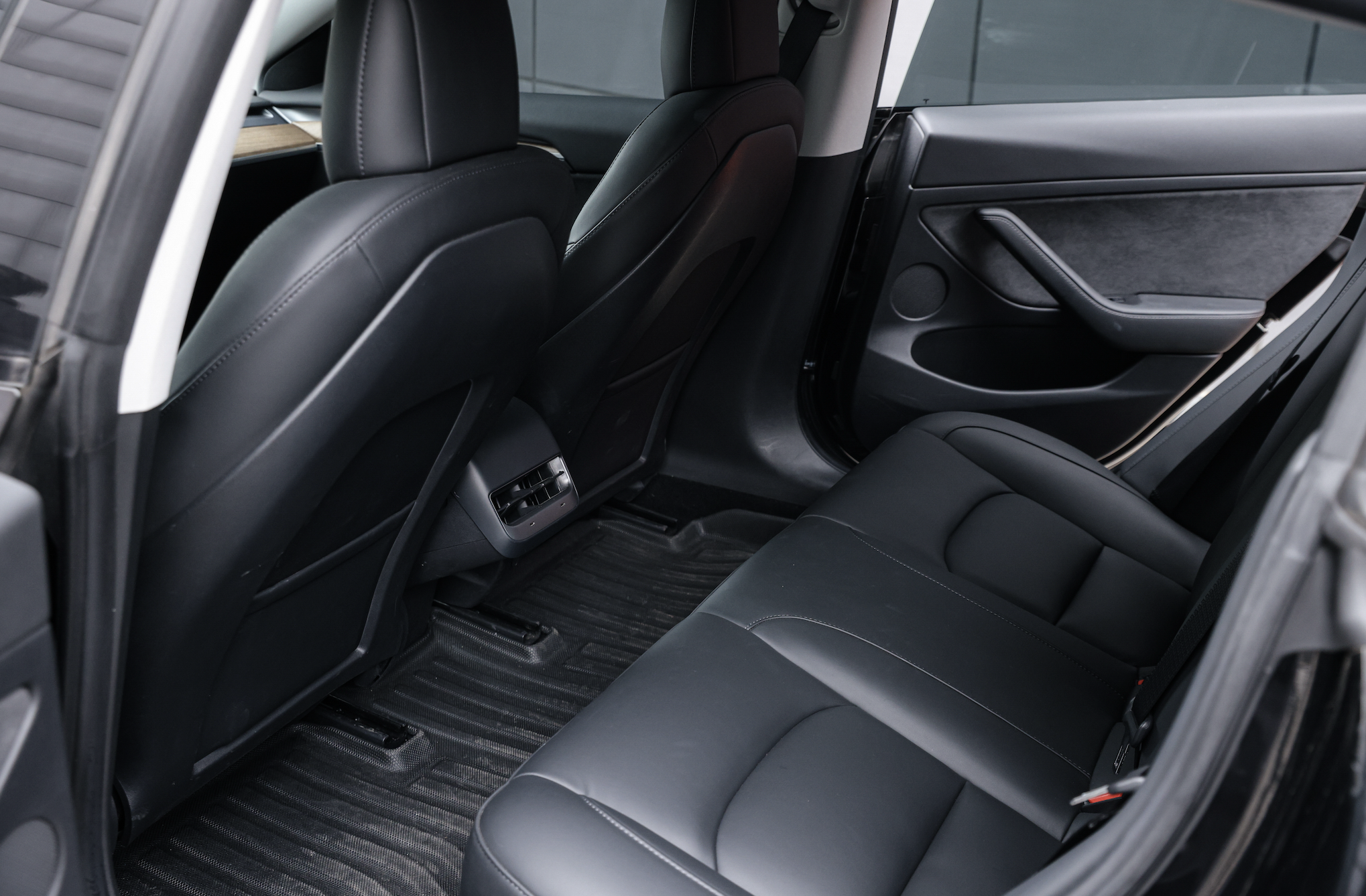 【奔馳】S系 + 【特斯拉】Model 3*3輛/【特斯拉】Model 3*3輛