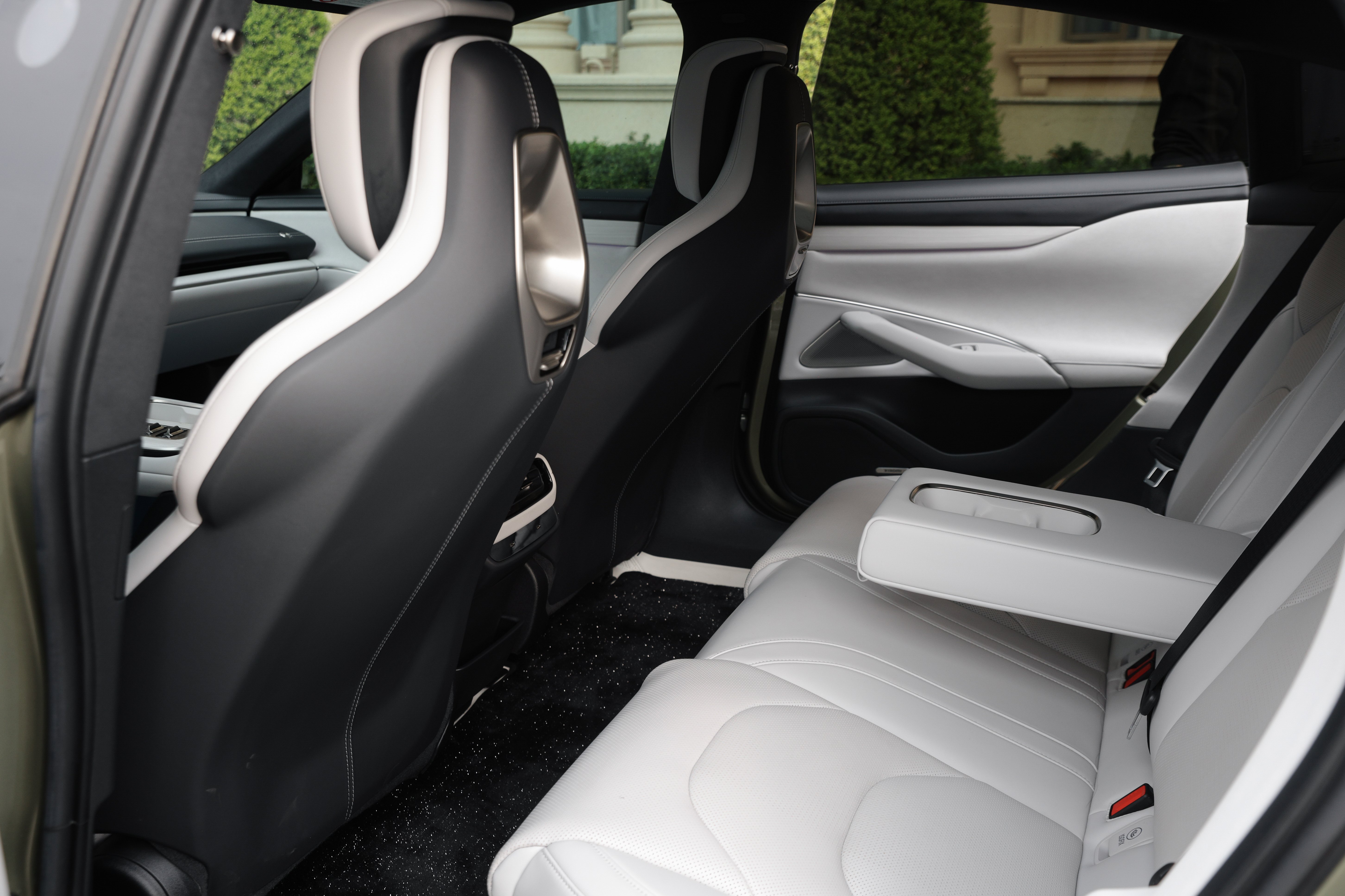 【小米】小米SU7 Ultra + 【小米】小米SU7*5辆