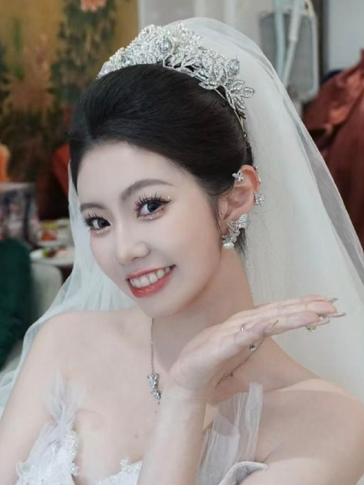 婚礼当天造型
