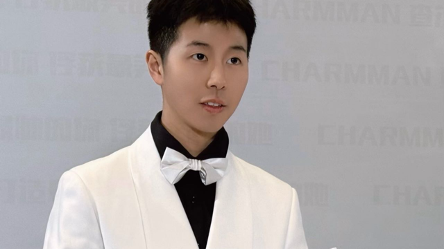 守护世界的人，我来守护